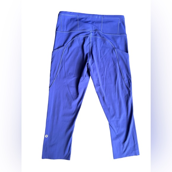 Lululemon fast and free capri leggings, in excellent condition, size 8. - Picture 2 of 4